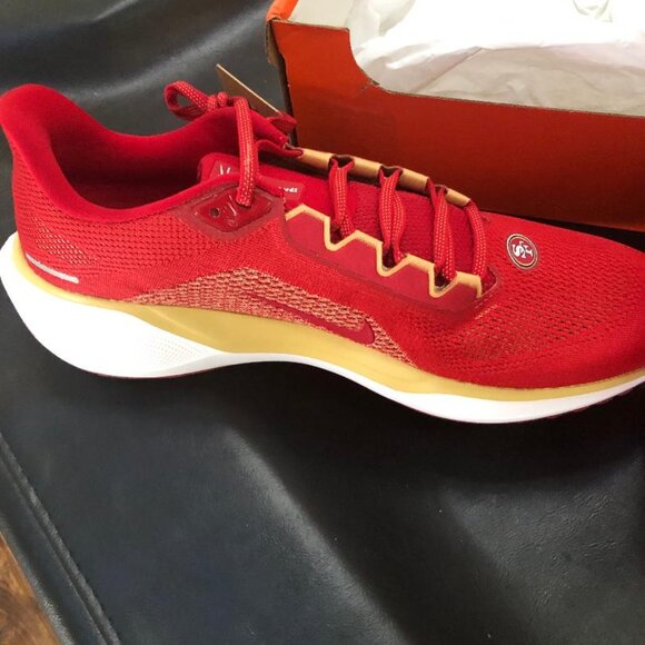 Nike 49ers shoes NIB - Picture 2 of 4